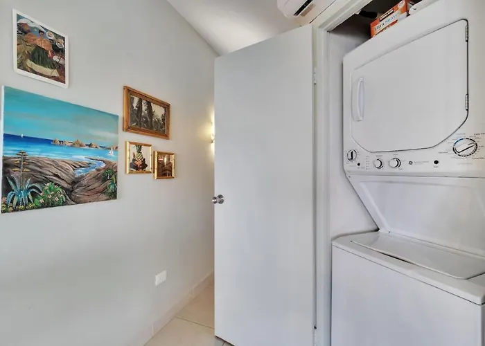 1bd-1ba Costa Azul Beachfront Holiday home *